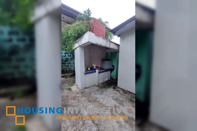 alabang hills house 5br with parking for sale