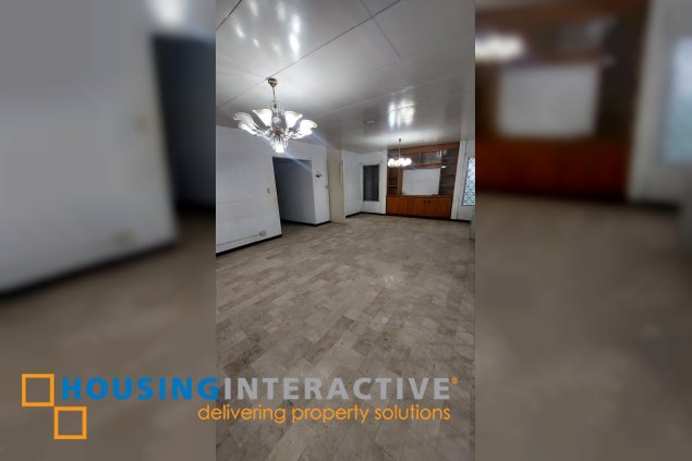 alabang hills house 5br with parking for sale