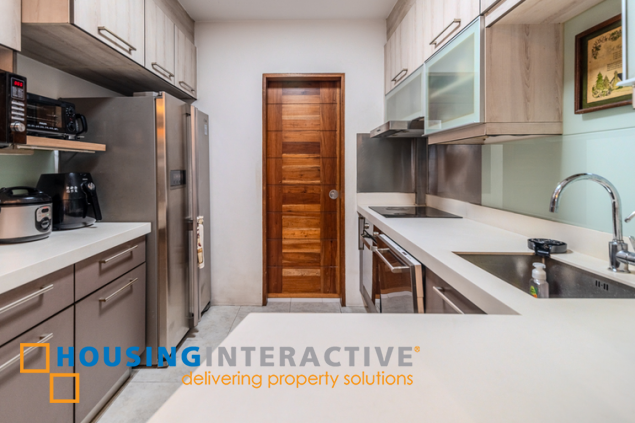 for lease – crescent park residences, bgc