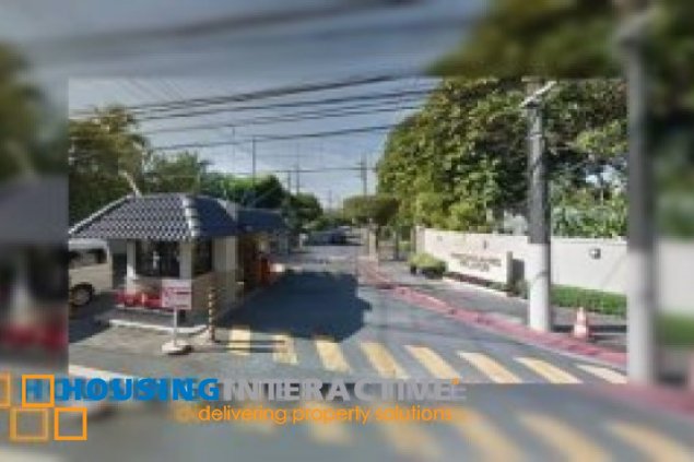 two-storey house 4br for rent in magallanes village