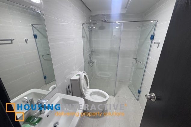 semi furnished 3br with parking for rent in park triangle