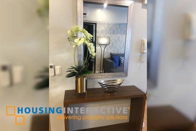 for rent furnished 3br with parking in one maridien