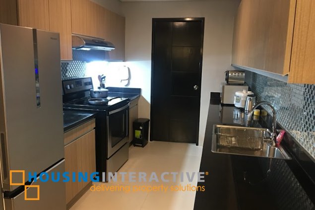 for rent furnished 3br with parking in one maridien