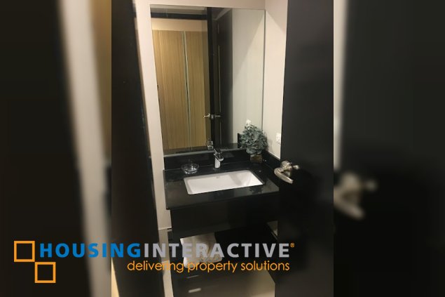 for rent furnished 3br with parking in one maridien