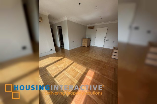 semi-furnished 2br unit with parking for lease in one mckinley place