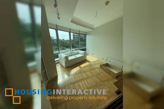 semi-furnished 2br unit with parking for lease in one mckinley place