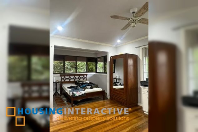 for sale house 4br with parking in ayala heights