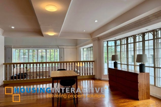 for sale house 5br with parking in ayala heights