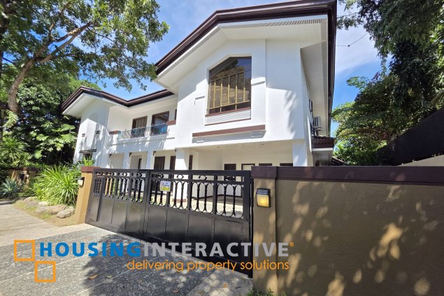 ayala alabang 4br house with parking for lease/rent