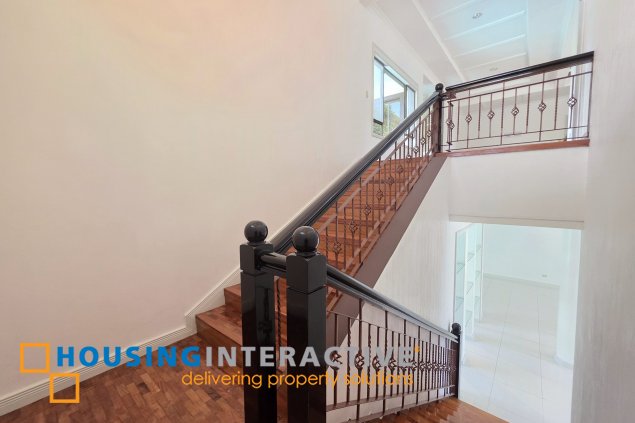 ayala alabang 4br house with parking for lease/rent