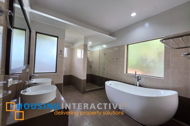 ayala alabang 4br house with parking for lease/rent