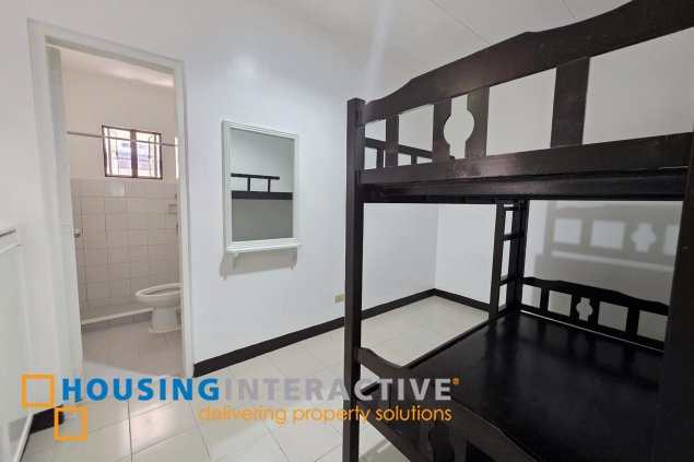 ayala alabang 4br house with parking for lease/rent