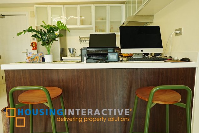 fully furnished 3br unit for sale in the trion towers