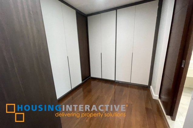 fully furnished 4br unit with parking for lease in grand hyatt residences