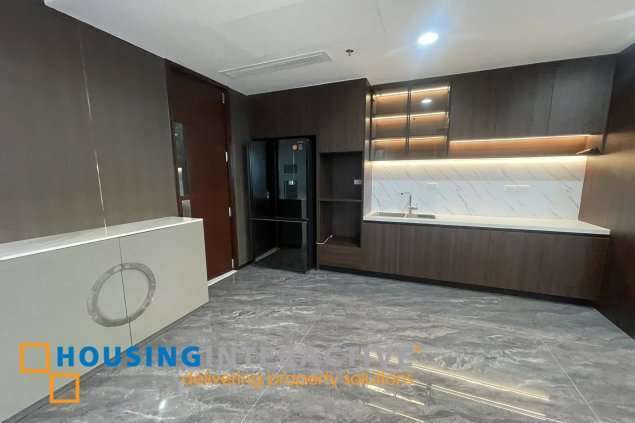 fully furnished 4br unit with parking for lease in grand hyatt residences