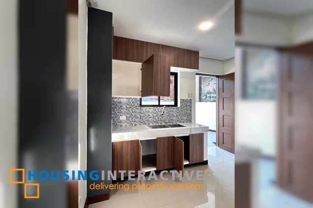 for sale 2-storey single detached 3br with parking in muntinlupa