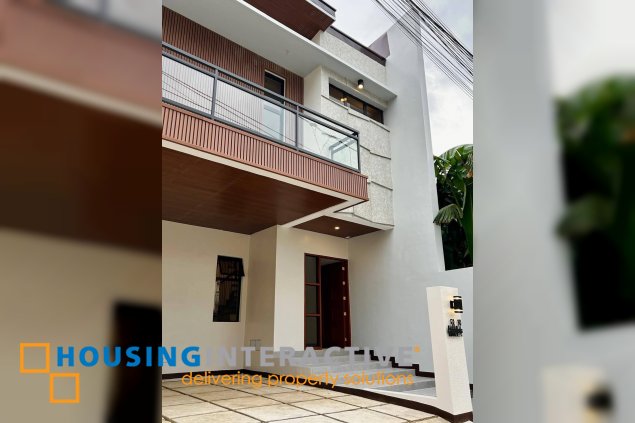 for sale 2-storey single detached 3br with parking in muntinlupa