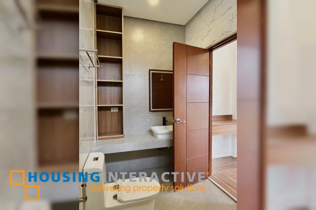 for sale 2-storey single detached 3br with parking in muntinlupa