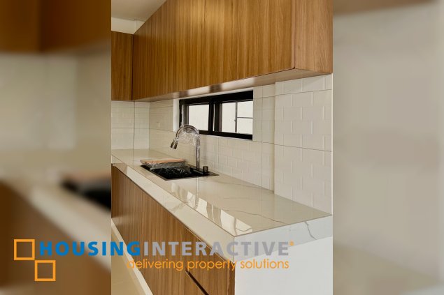 for sale 2-storey single detached 3br with parking in muntinlupa