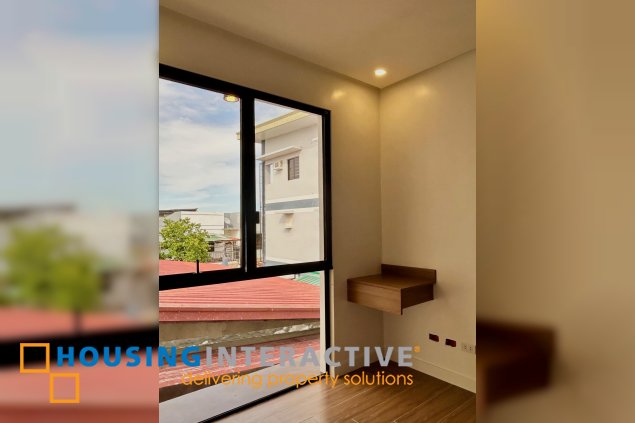 for sale 2-storey single detached 3br with parking in muntinlupa