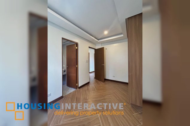 for sale 3-storey single detached 3br with parking in muntinlupa