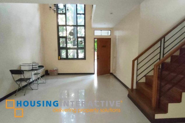 semi furnished townhouse 3br for rent in greenmeadows