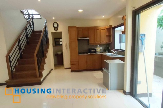semi furnished townhouse 3br for rent in greenmeadows