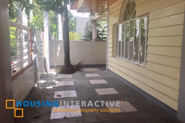 bare house 5br with parking for lease in blue ridge a