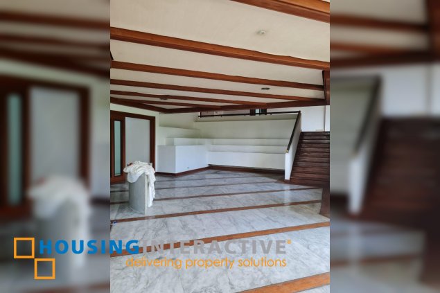 bare 3 storey split type house for rent in white plains