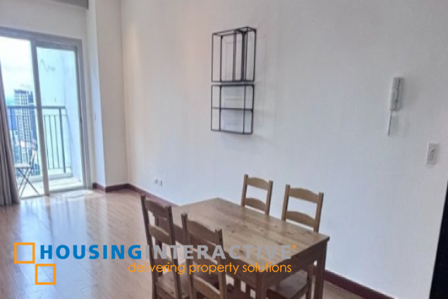 fully furnished 2br with parking for rent in two maridien