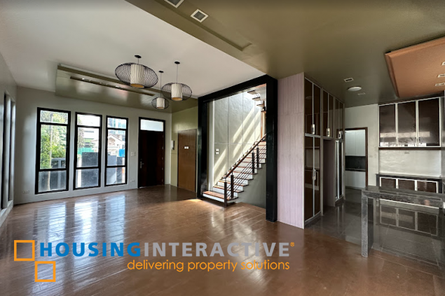 6br house & lot for sale/lease in metropoli residenza, bgry. bagumbayan, quezon city