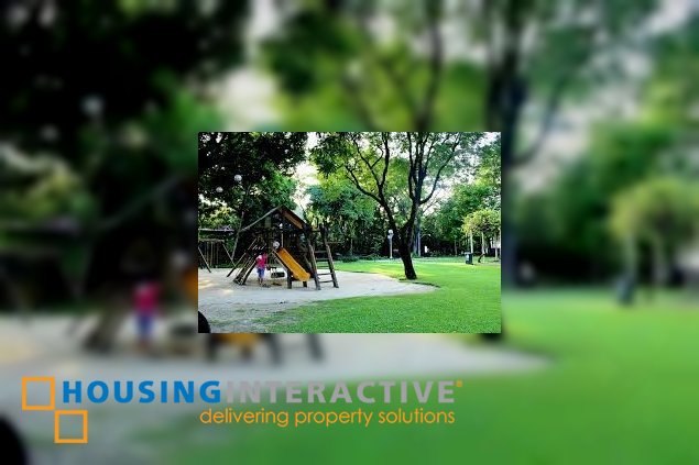 2 storey house 4br with parking for lease in dasmariñas village