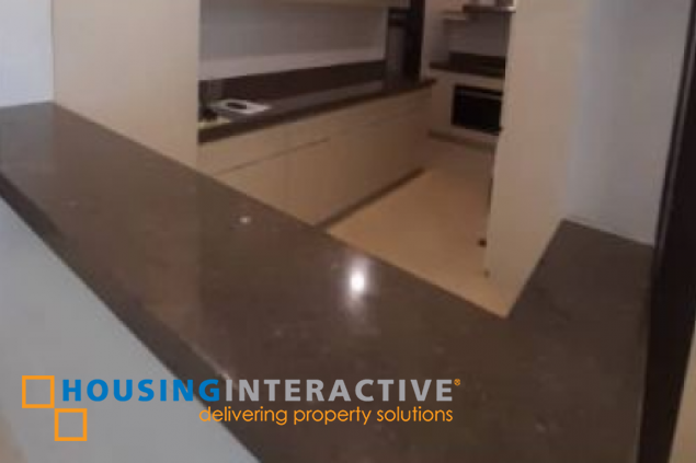 fully furnished 3br with parking in grand hyatt