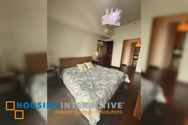 for sale 2br with parking in 8forbestown