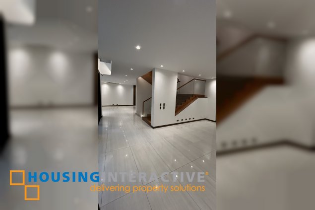 valle verde brand new townhouse with elevator for sale