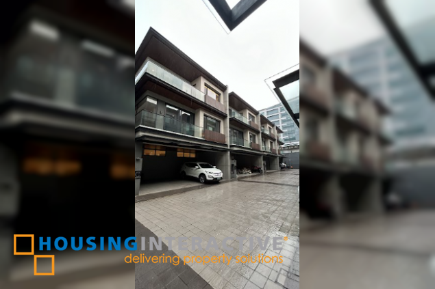 valle verde brand new townhouse with elevator for sale