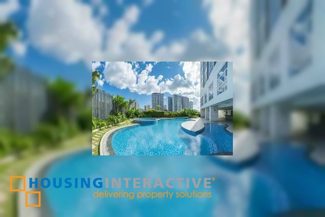 semi-furnished  premium studio unit for sale in twin oaks place