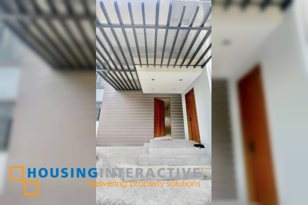 house for sale in horseshoe village