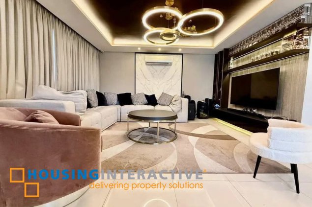 luxury unit at manhattan premier townhomes, samar avenue, quezo