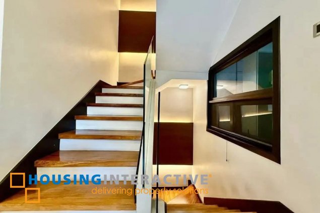 luxury unit at manhattan premier townhomes, samar avenue, quezo