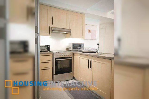 fully furnished 2br with parking for rent in one rockwell east