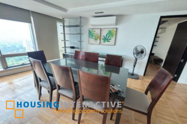 for lease fully furnished 3br with parking in one mckinley place