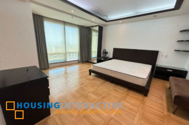 for lease fully furnished 3br with parking in one mckinley place