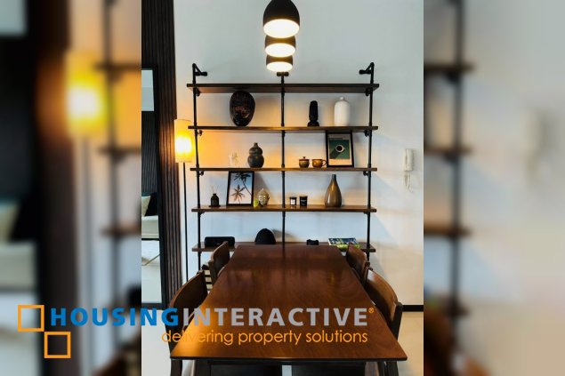 fully furnished 1br unit for lease in the trion towers