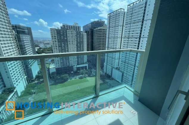 fully furnished 2br unit with parking for lease in grand hyatt residences
