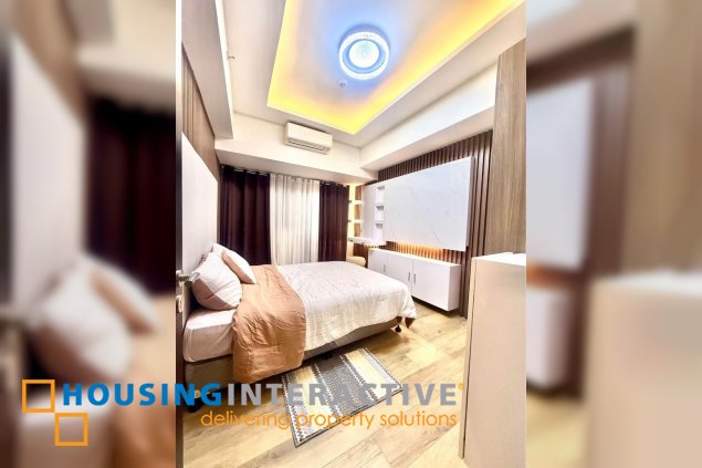 fully furnished 2br unit with parking for lease in park mckinley west