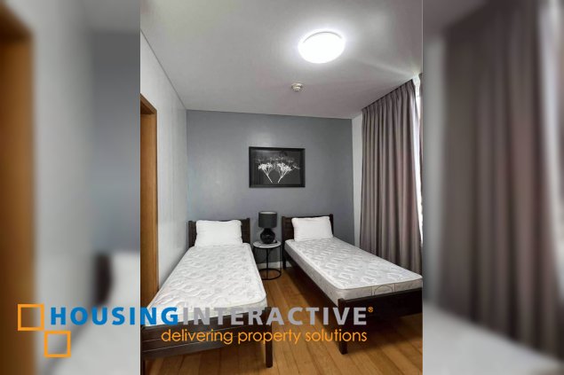 fully furnished 2br unit with parking for lease in park terraces