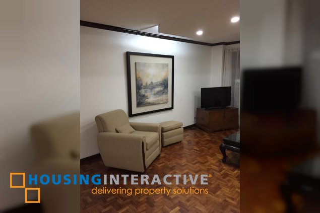 furnished penthouse unit with parking for lease in mayfair mansion