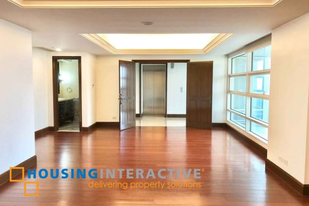 semi-furnished 3br unit with parking for lease in discovery primea