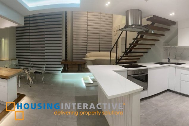 furnished 2br unit with parking for lease in joya lofts and towers